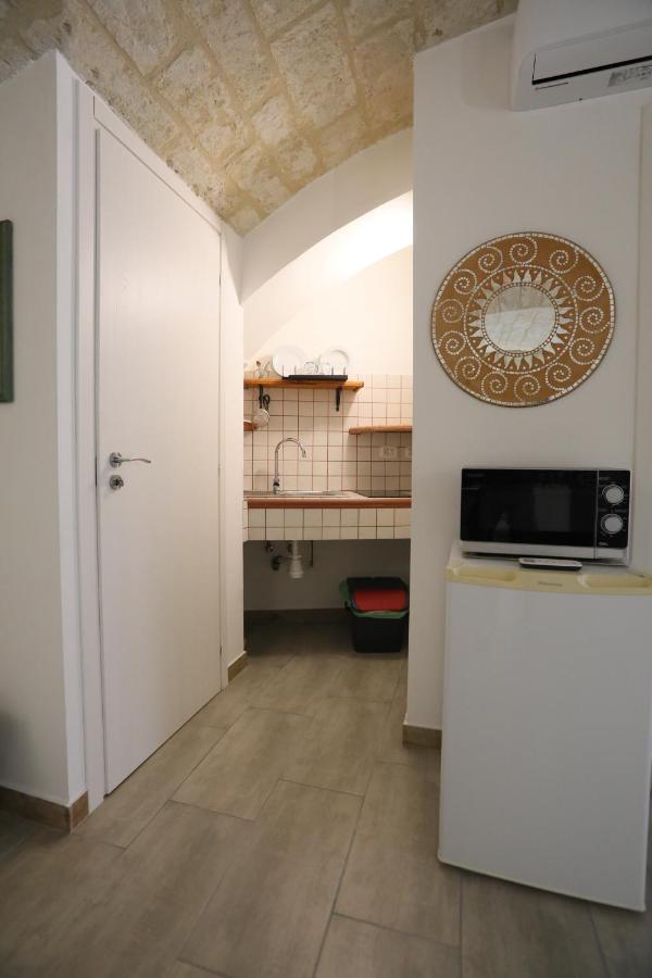 Due Passi Dal Borgo Antico 3 Apartment Бари Екстериор снимка