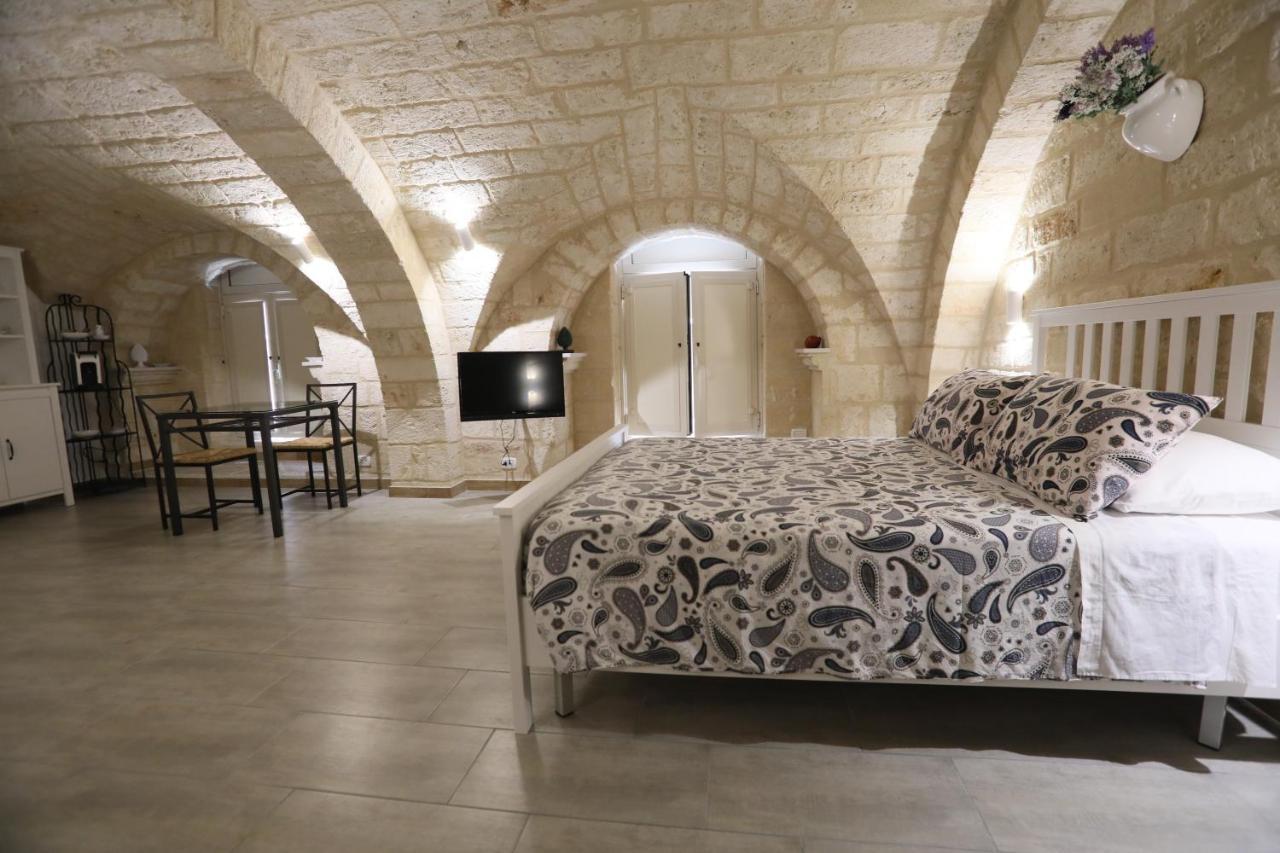 Due Passi Dal Borgo Antico 3 Apartment Бари Екстериор снимка